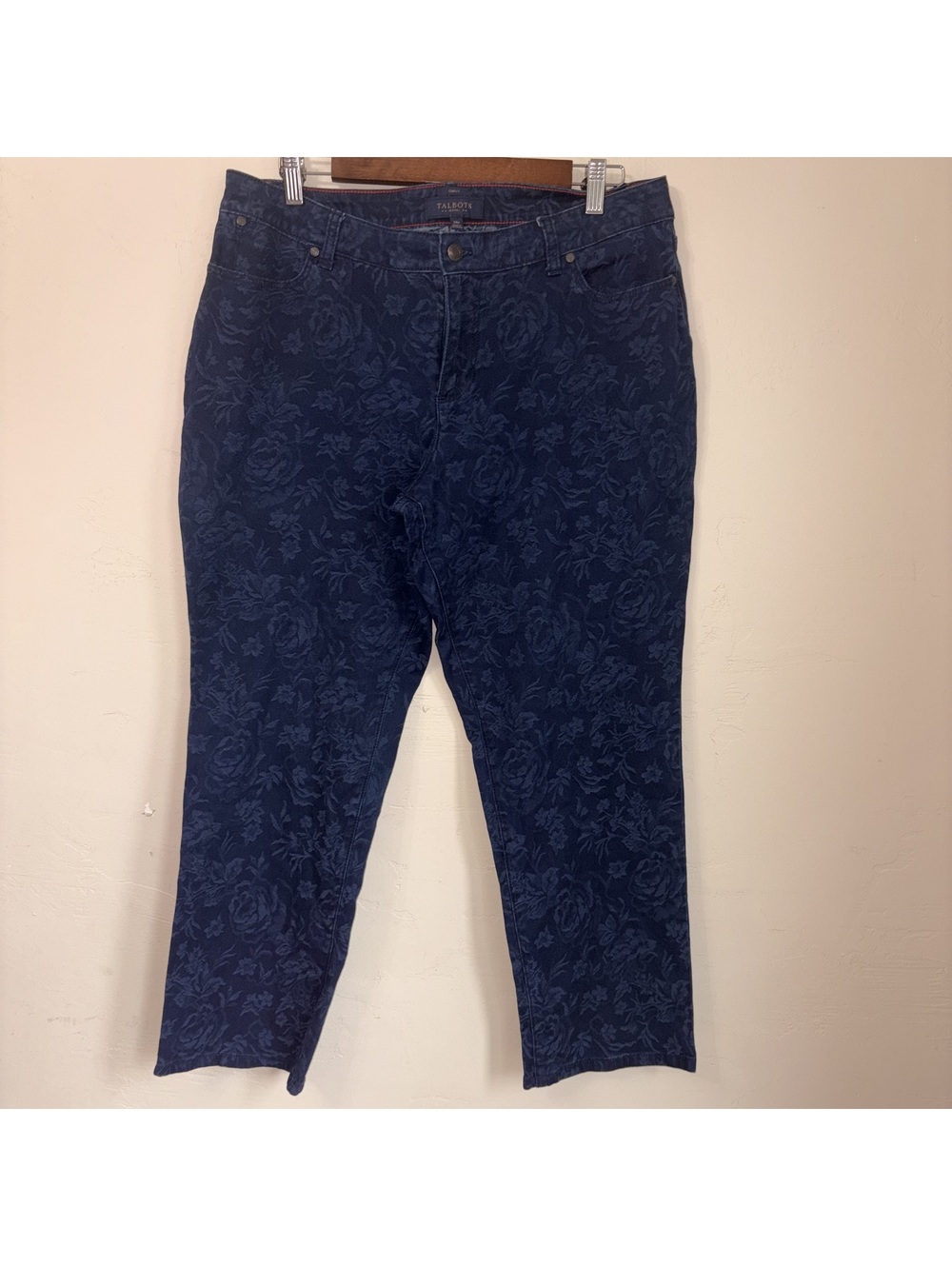 Talbots Curvy Petites Women's Size 14P Dark Blue Floral Rose Print Denim Jeans
